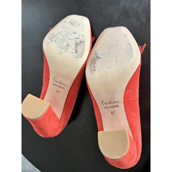 Boden Red Suede Tassel Loafer Heels Size 37 EUC - Picture 6 of 6